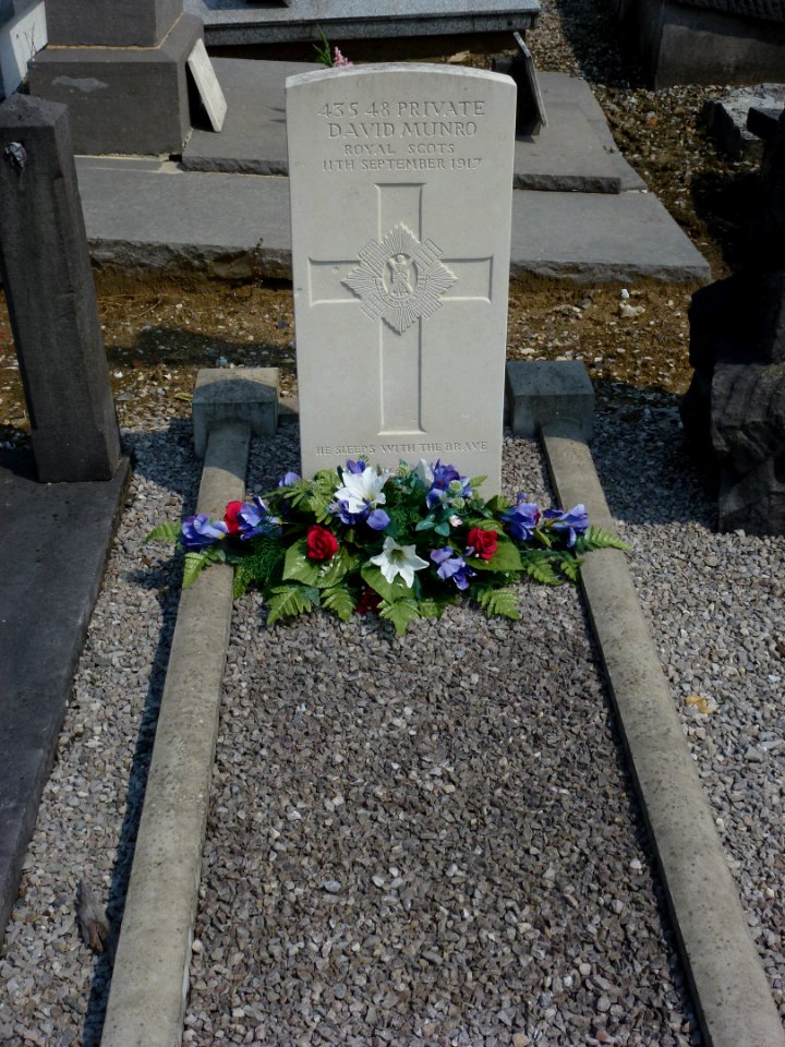 Mortagne-du-Nord (Nord, Fr) tombe 04 CWGC
