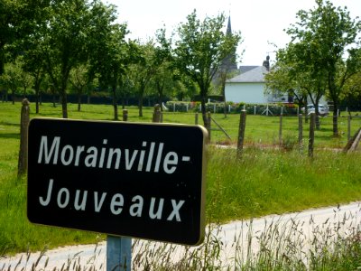 Morainville-Jouveaux (Eure, Fr) city limit sign, Morainville