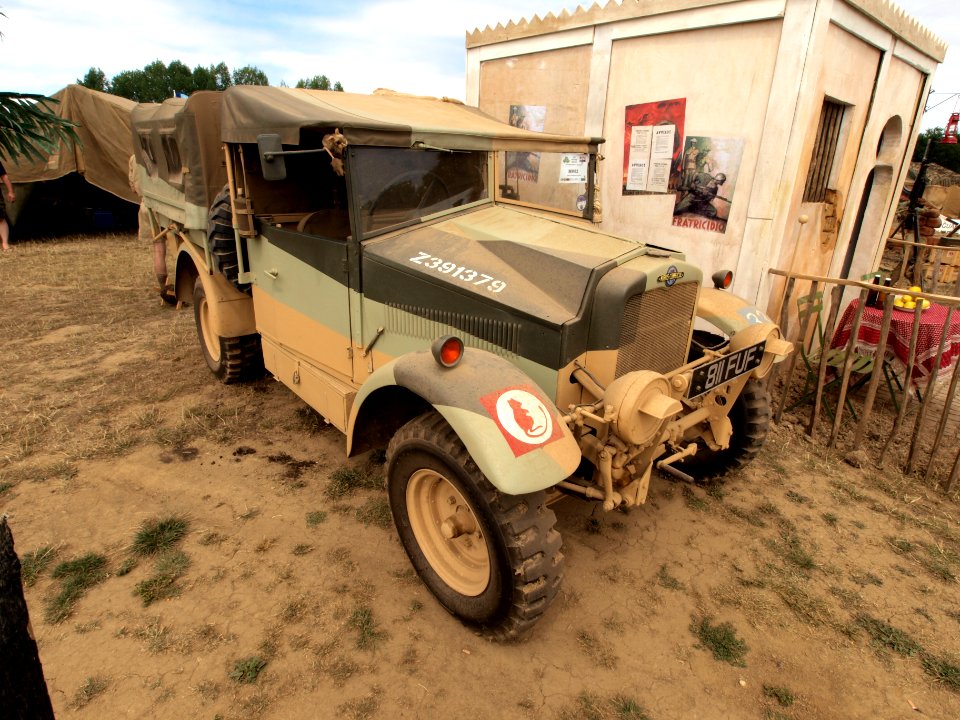 MORRIS COMMERCIAL 8CWT TRUCK pic2