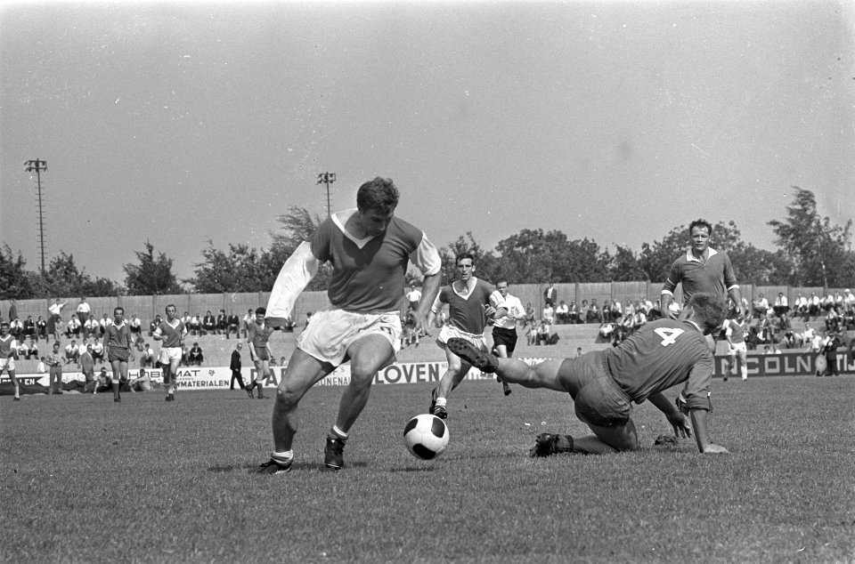 Mos Temming scoort de eerste goal, Bestanddeelnr 920-4349