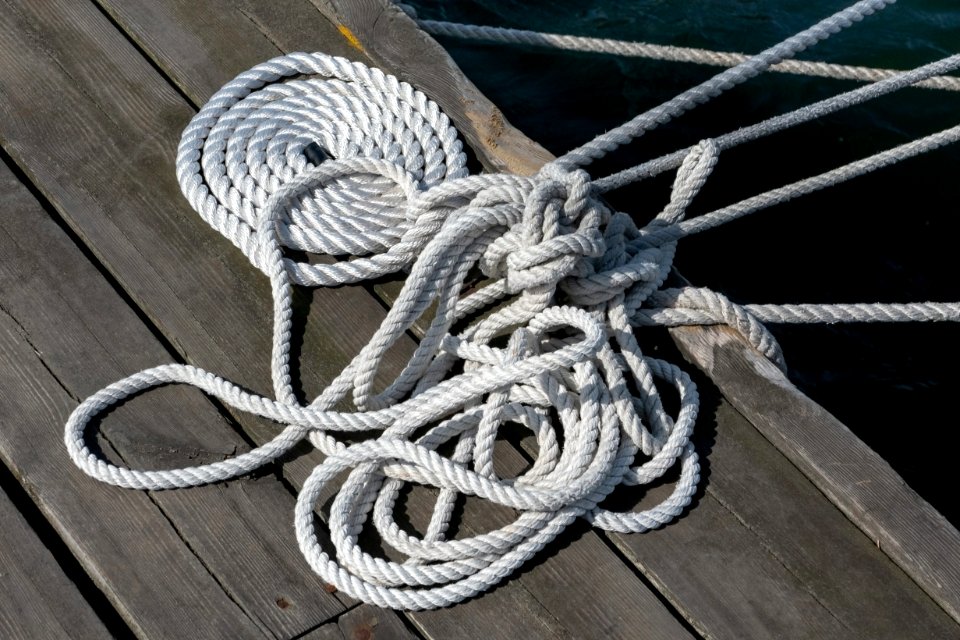Mooring ropes - coiled and messy