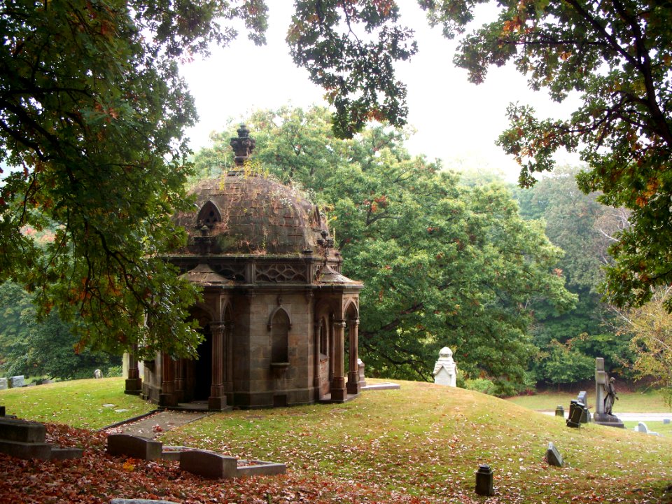 Moorhead Mausoleum, Allegheny Cemetery, Pittsburgh 04
