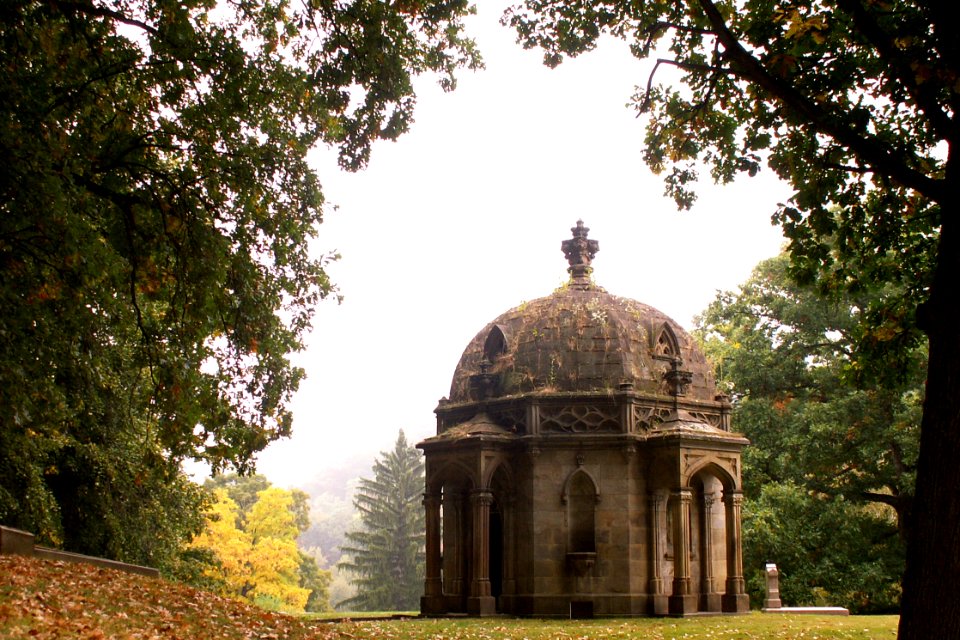 Moorhead Mausoleum, Allegheny Cemetery, Pittsburgh 02