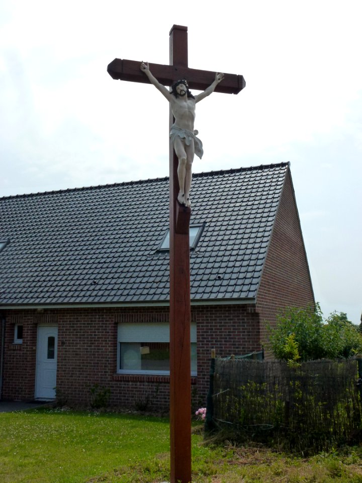 Morbecque (Nord, Fr) croix de chemin, Rue St.Georges