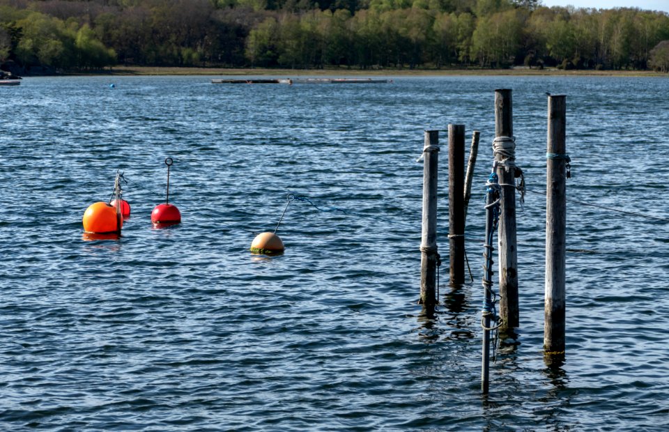 Mooring buoys and posts in Govik 2