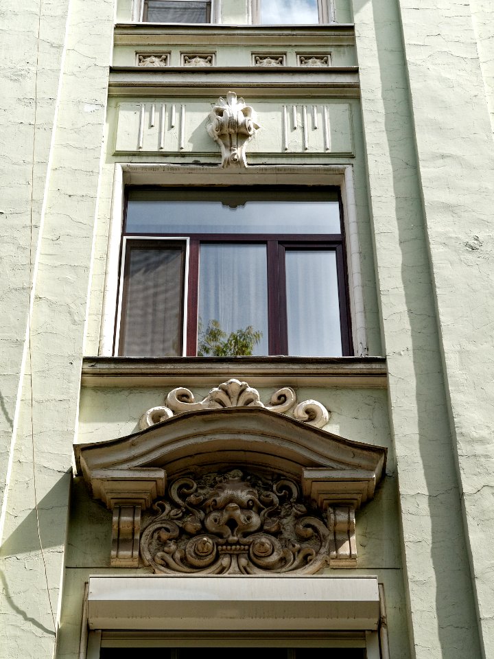 Moscow, Lyalin Lane 9 detail 2008.06.08 04