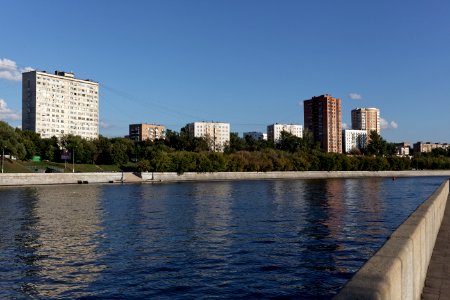 Moscow, Krutitskaya Embankment, August 2012 01