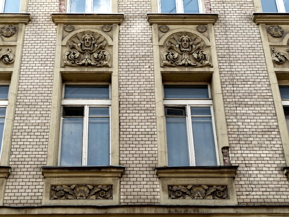 Moscow, Lyalin Lane 8k2 detail 2008.06.08 03