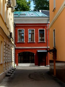 Moscow, Lyalin Lane 3 back 2008.06.08 02