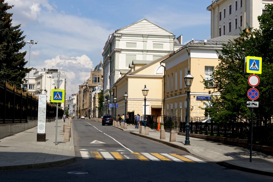 Moscow, Krestovozdvizhensky Lane from Znamenka Street
