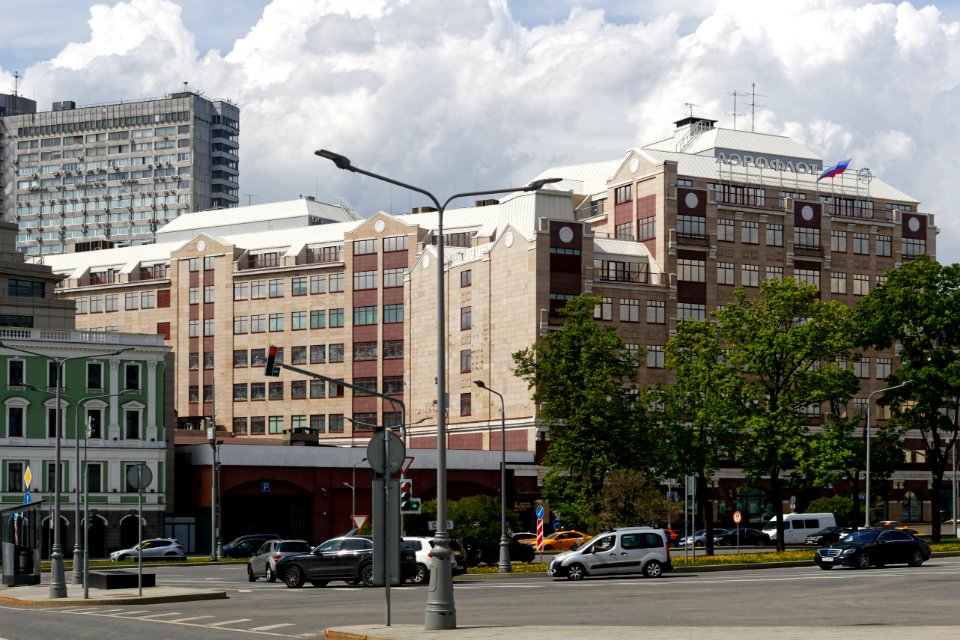 Moscow, Arbat 1 from Znamenka Street 01