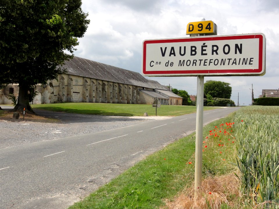 Mortefontaine (Aisne) city limit sign Vaubéron