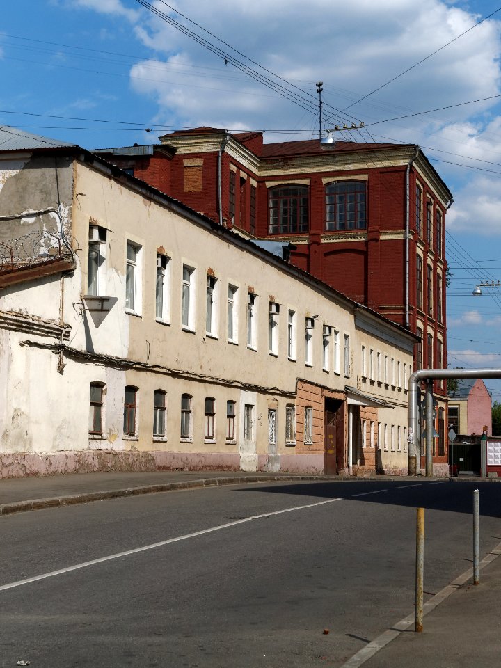 Moscow, 2nd Elektrozavodsky Lane July 2009 04