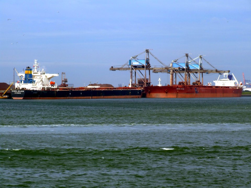 Mineral Belgium - IMO 9309021 - Callsign ONCF & Berge Stahl - IMO 8420804 - Callsign LATO2 , Port of Rotterdam, Holland 14-Jul-2007
