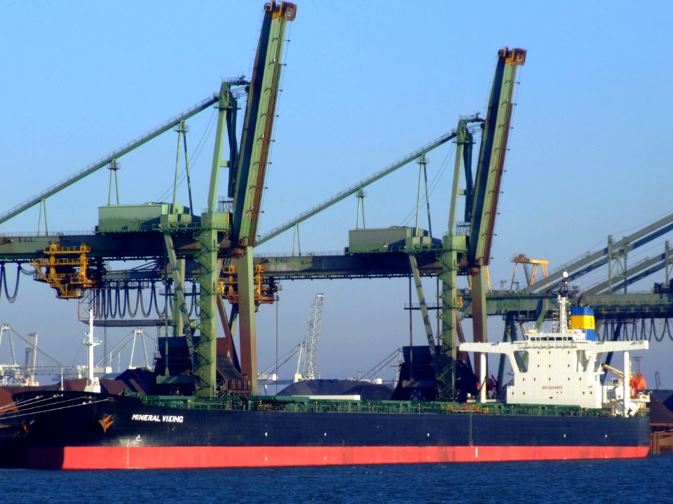 MINERAL VIKING - IMO 9224635 - Callsign ONAM pic 1
