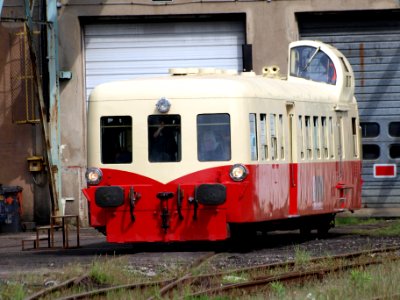 Mine museum diesel locomotive autorail Picasso X4042 at Petite-Rosselle pic-002