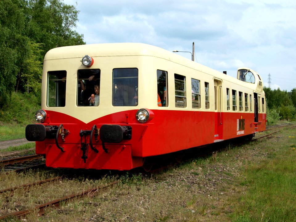 Mine museum diesel locomotive autorail Picasso X4042 at Petite-Rosselle pic-009