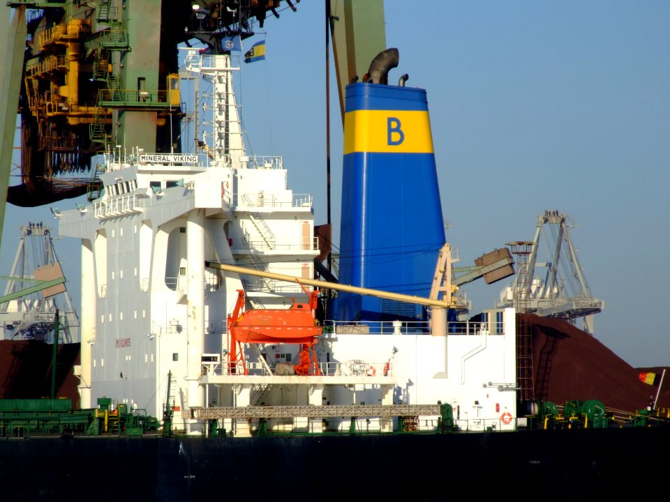 MINERAL VIKING - IMO 9224635 - Callsign ONAM pic 5