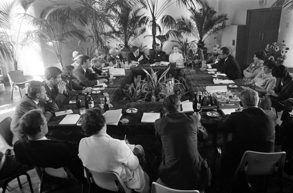 Min. conferentie over Opvoeding en voorlichting in dierentuinen in Artis, Amster, Bestanddeelnr 922-7409