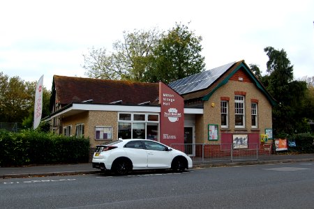 Milton Village Hall (former Congregational Chapel), Milton Road, Milton, Portsmouth (October 2017) (2)