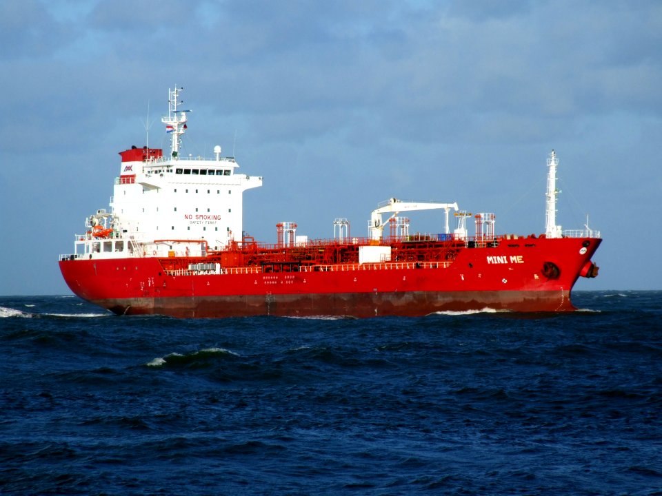 Mini Me b approaching Port of Rotterdam, Holland 12-Dec-2006