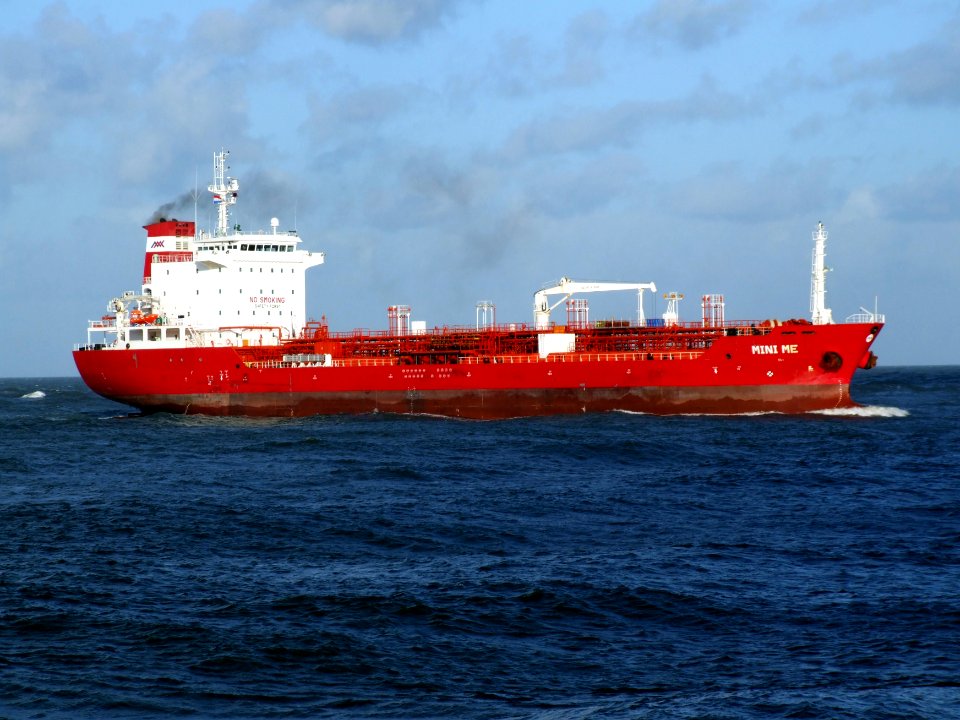 Mini Me C approaching Port of Rotterdam, Holland 12-Dec-2006