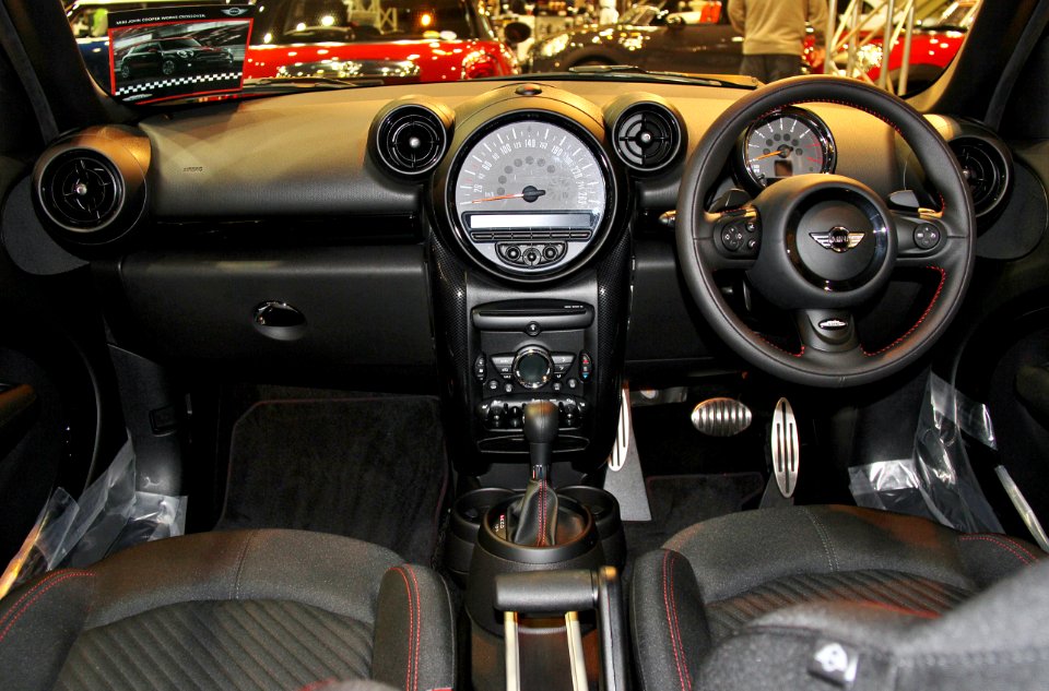 Mini John Cooper Works Crossover interior