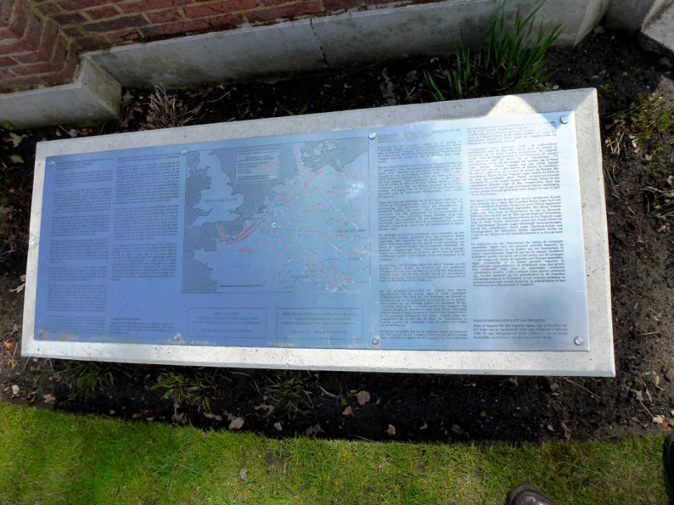 Milsbeek War Cemetery 08, pla1quette
