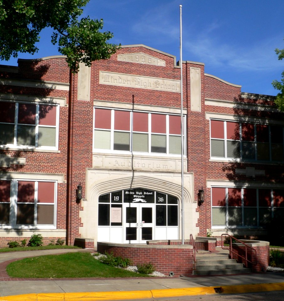 Minden, Nebraska high school center from E 1