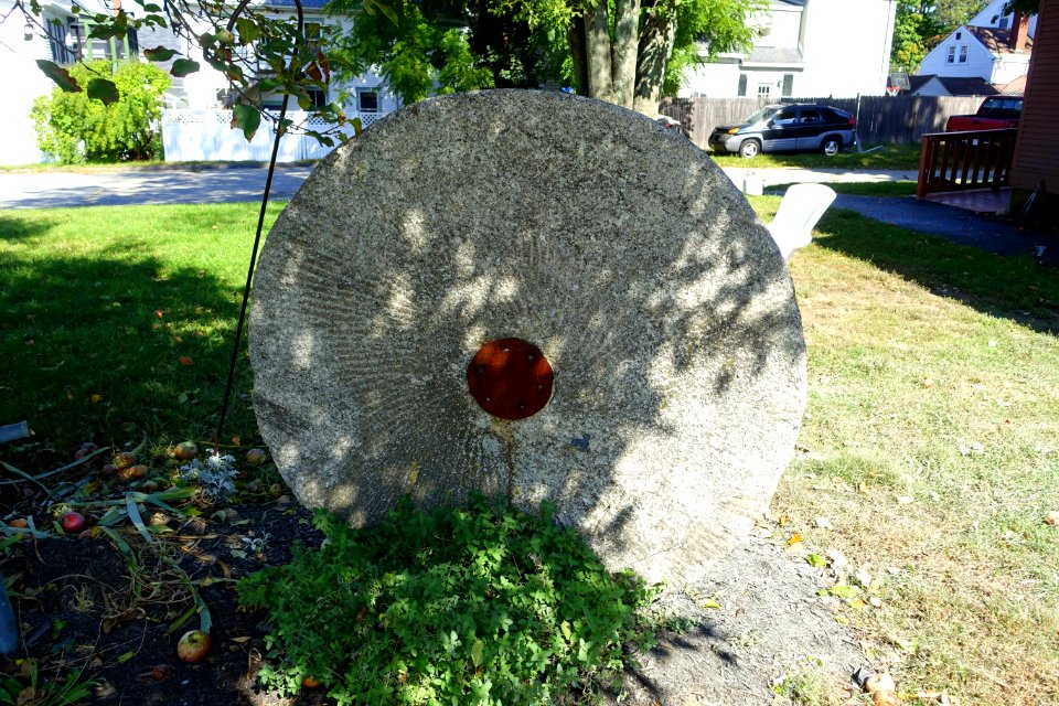Millstone at Kimball Tavern - Bradford, Massachusetts - DSC06291