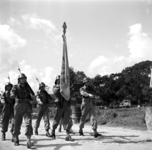 Militaire parade op het Oranjeplein in Paramaribo, Bestanddeelnr 252-6321