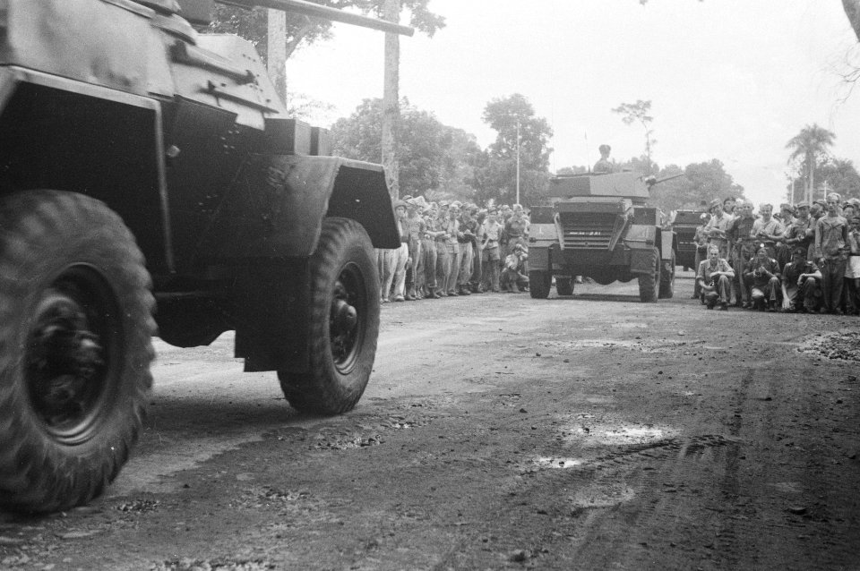 Militaire parade Pantserwagens, Bestanddeelnr 1517-3-3