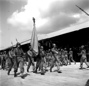 Militaire parade in Paramaribo, Bestanddeelnr 252-6322
