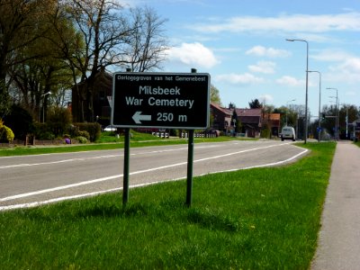 Milsbeek War Cemetery 07