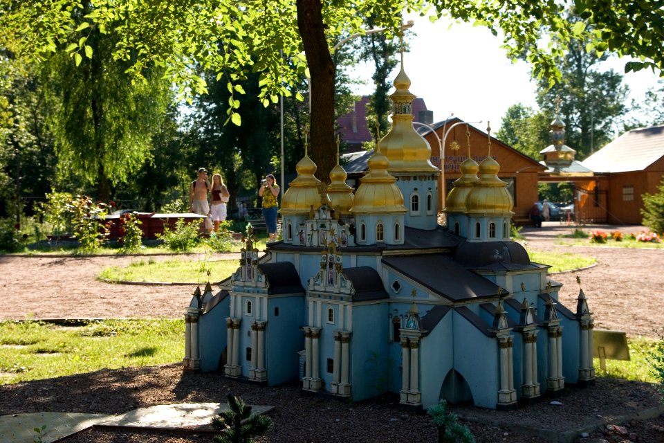Mini Kiev exhibition at Hydropark 07