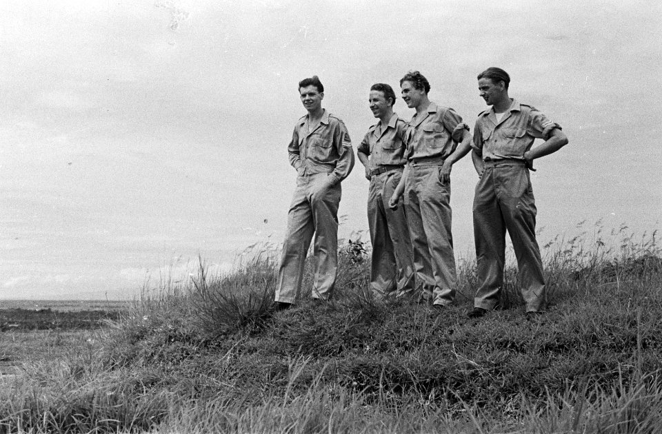 Militairen van de T-Brigade, Bestanddeelnr 176-3-2