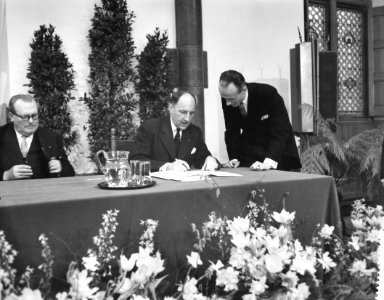 Minister Luns, Bestanddeelnr 909-3037
