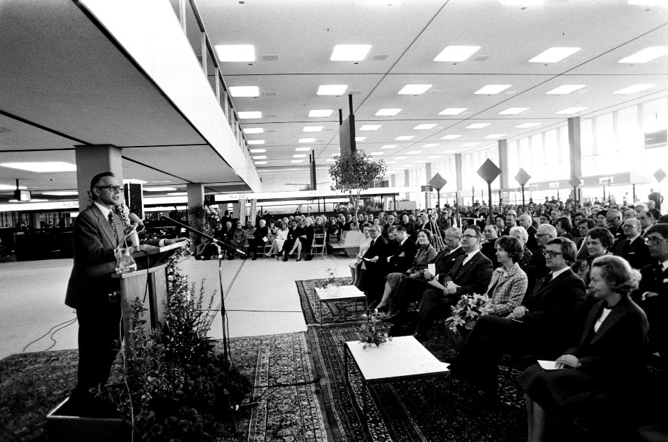 Minister Westerterp opent uitbreiding Schiphol toespraak minister Westerterp, Bestanddeelnr 927-8628