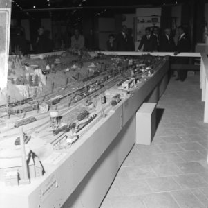 Miniatuurspoorbaan tentoongesteld op de beurs, Bestanddeelnr 918-3001