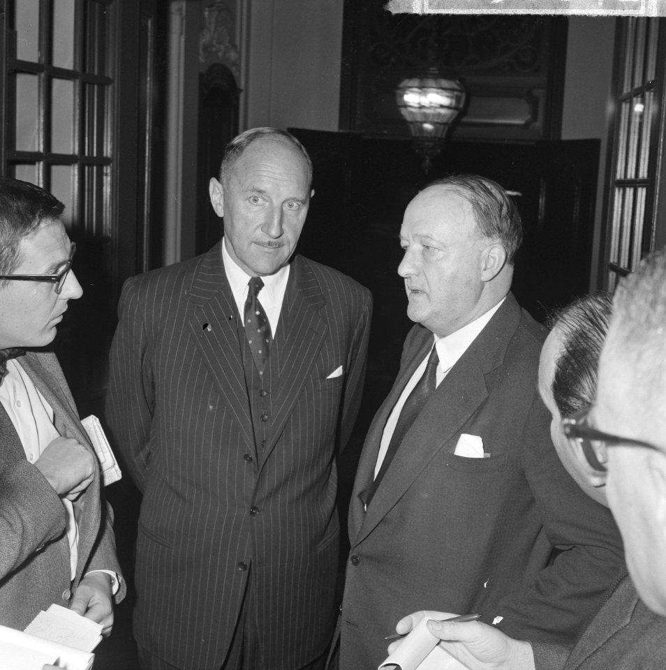 Minister Luns ontving Engelse minister van Buitenlandse Zaken dhr Butler te Den, Bestanddeelnr 915-6642