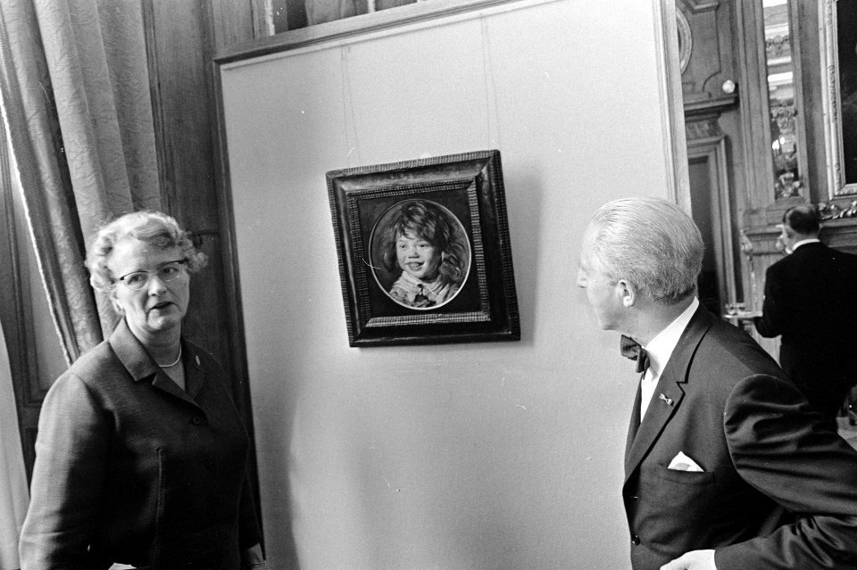 Minister Klompe schilderij Lachende jongen van Frans Hals aan Haags Mauritshui, Bestanddeelnr 921-5014