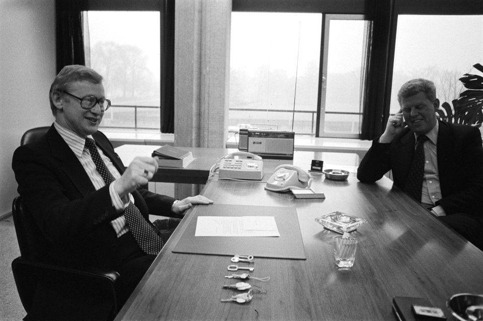 Ministerie Financien overgedragen door Duisenberg aan nieuwe minister Andriessen, Bestanddeelnr 929-4899