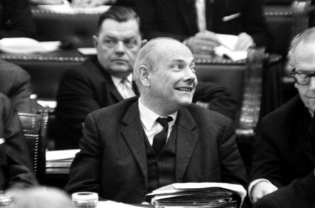 Minister Joop den Uyl (PvdA), Bestanddeelnr 919-6693
