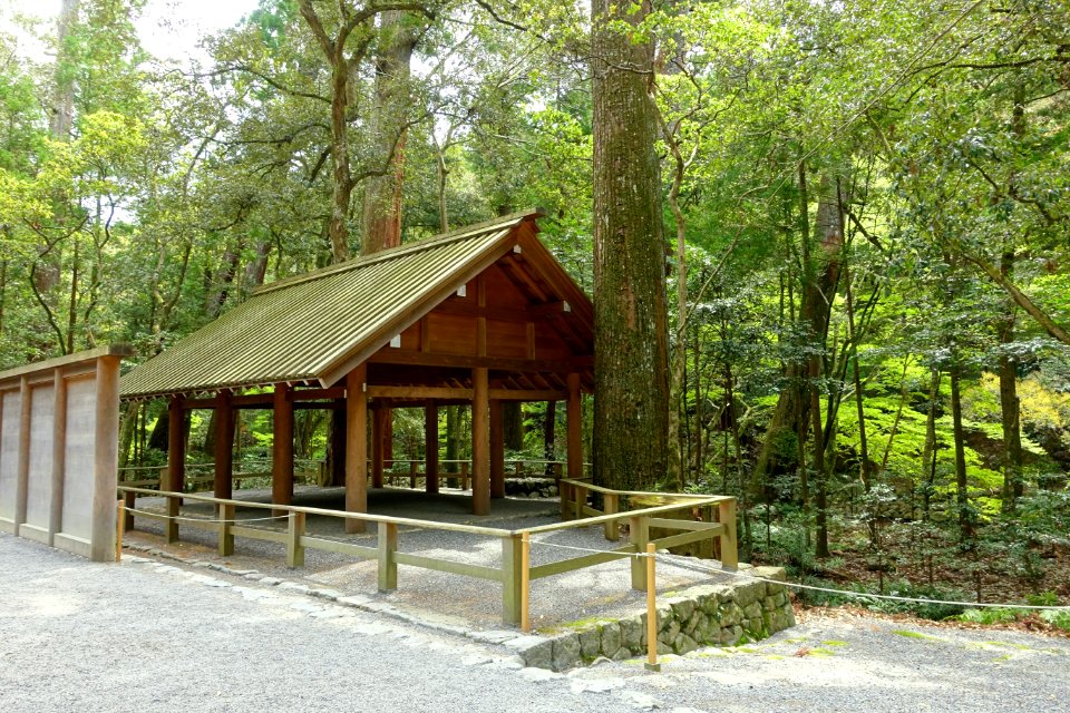 Minie Chosha (御贄調舎) sacrifice building - Naiku, Ise Shrine - Ise, Mie, Japan - DSC07680