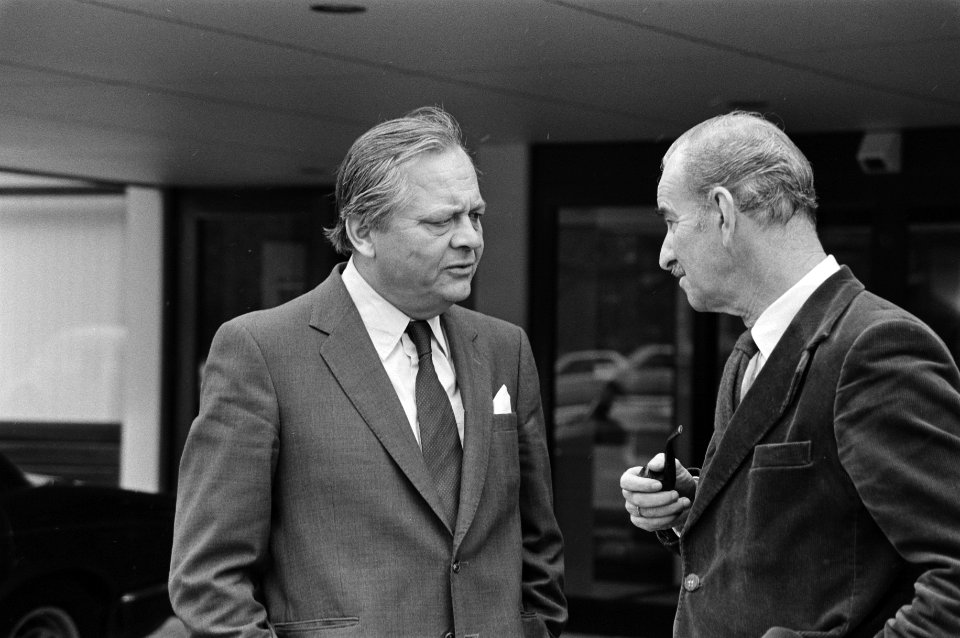 Minister Chris van der Klaauw in gesprek met de Noorse minister van Buitenlandse, Bestanddeelnr 931-2697