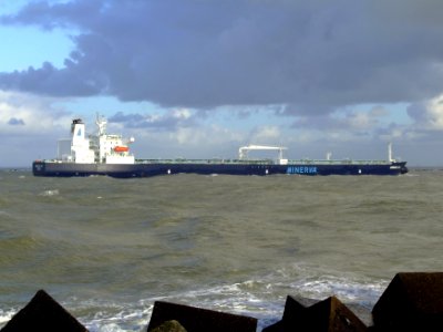Minerva Lisa p4 approaching Port of Rotterdam, Holland 21-Jan-2007