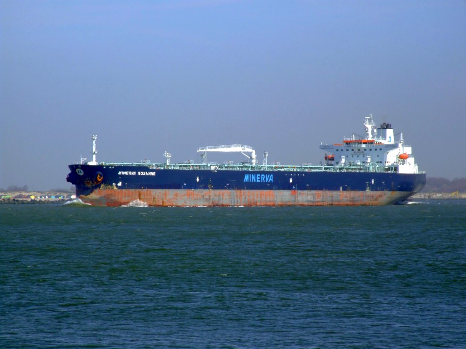 Minerva Roxanne IMO 9276585 p1 leaving Port of Rotterdam, Holland 19-Apr-2007