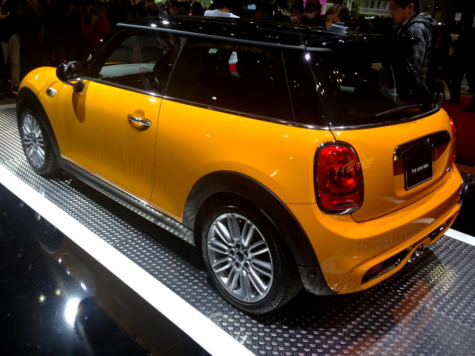 Mini Cooper S rear - Tokyo Motor Show 2013