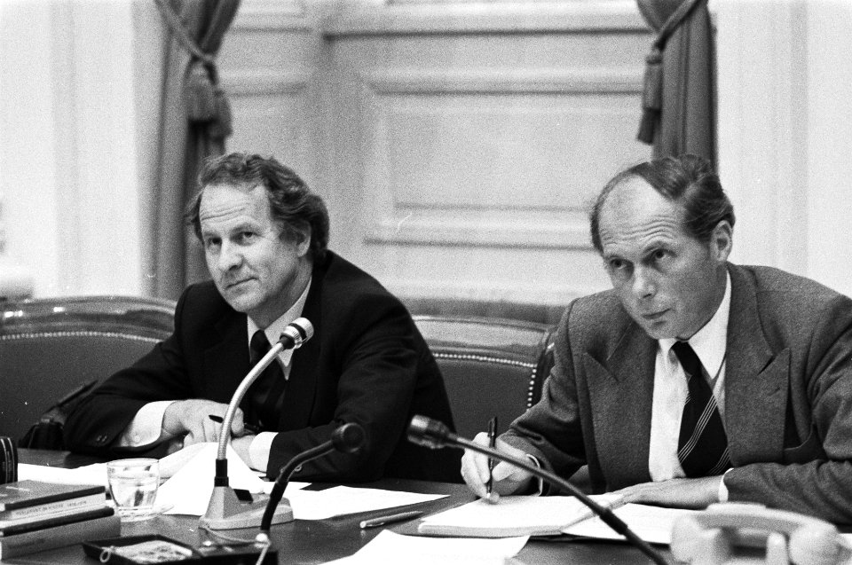Minister Beelaerts van Blokland en Staatssecretaris Brokx (l), Bestanddeelnr 931-0263