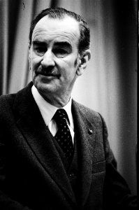 Minister C.A. van der Klaauw (Buitenlandse Zaken), Bestanddeelnr 930-5406